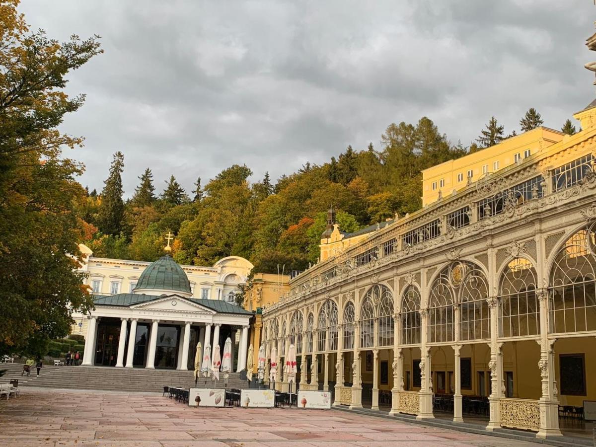 Mariánské Lázně Dream Appartment For A Nice Holiday With A Bedroom And Living Room! מראה חיצוני תמונה